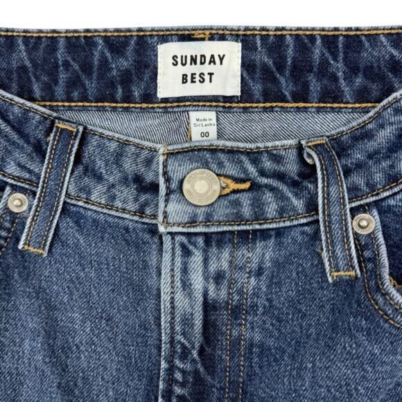 SUNDAY BEST Aritzia Zola Mom High Rise Tapered Leg Jean Size 00 - Picture 4 of 6